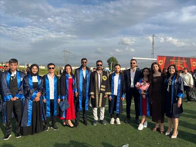 gelecegin-muhasebecileri-mezuniyet-sevinci-yasadi